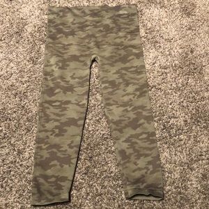 SPANX Camouflage Leggings